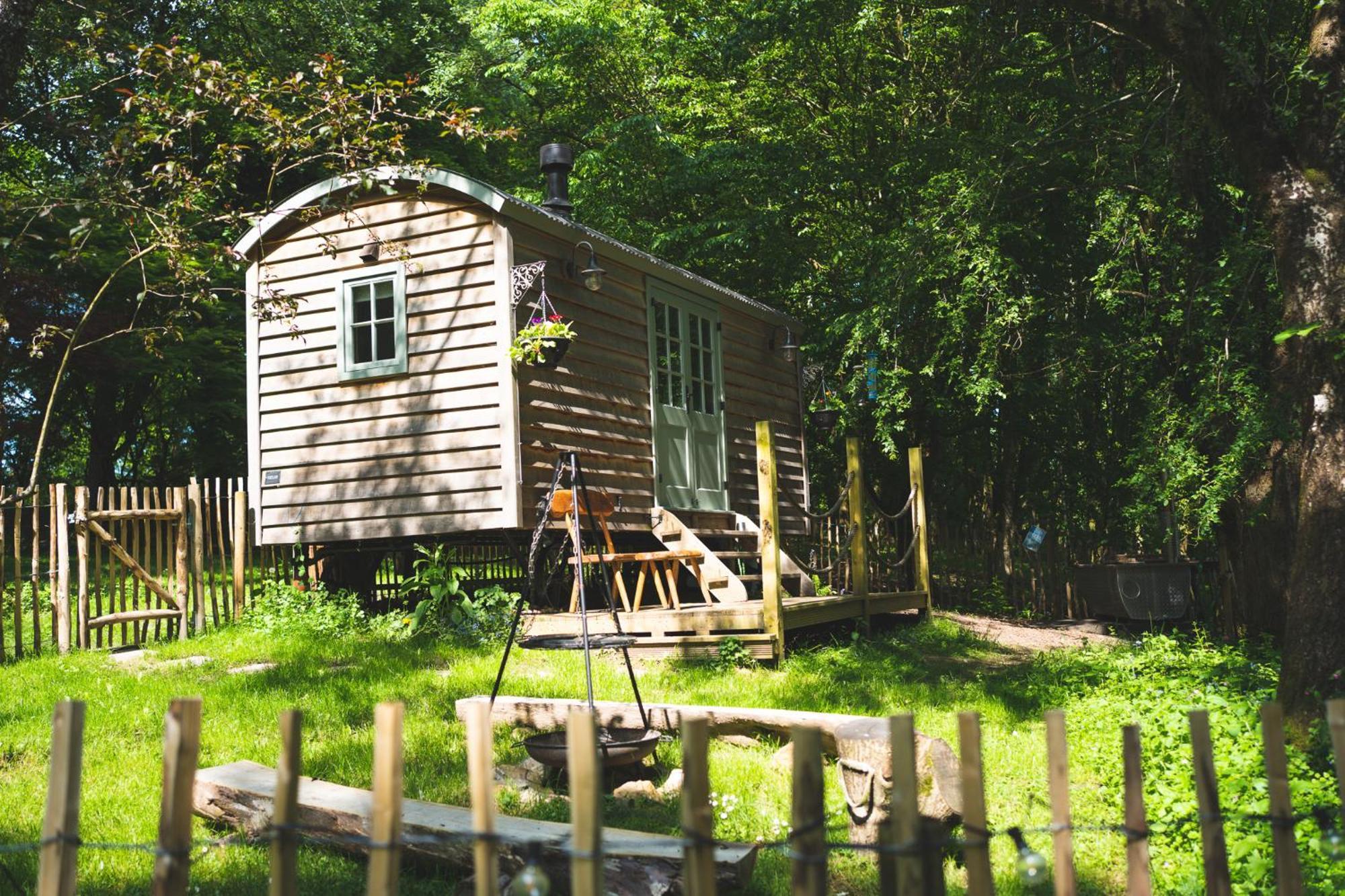 Somerset Shepherds Huts Winsham エクステリア 写真